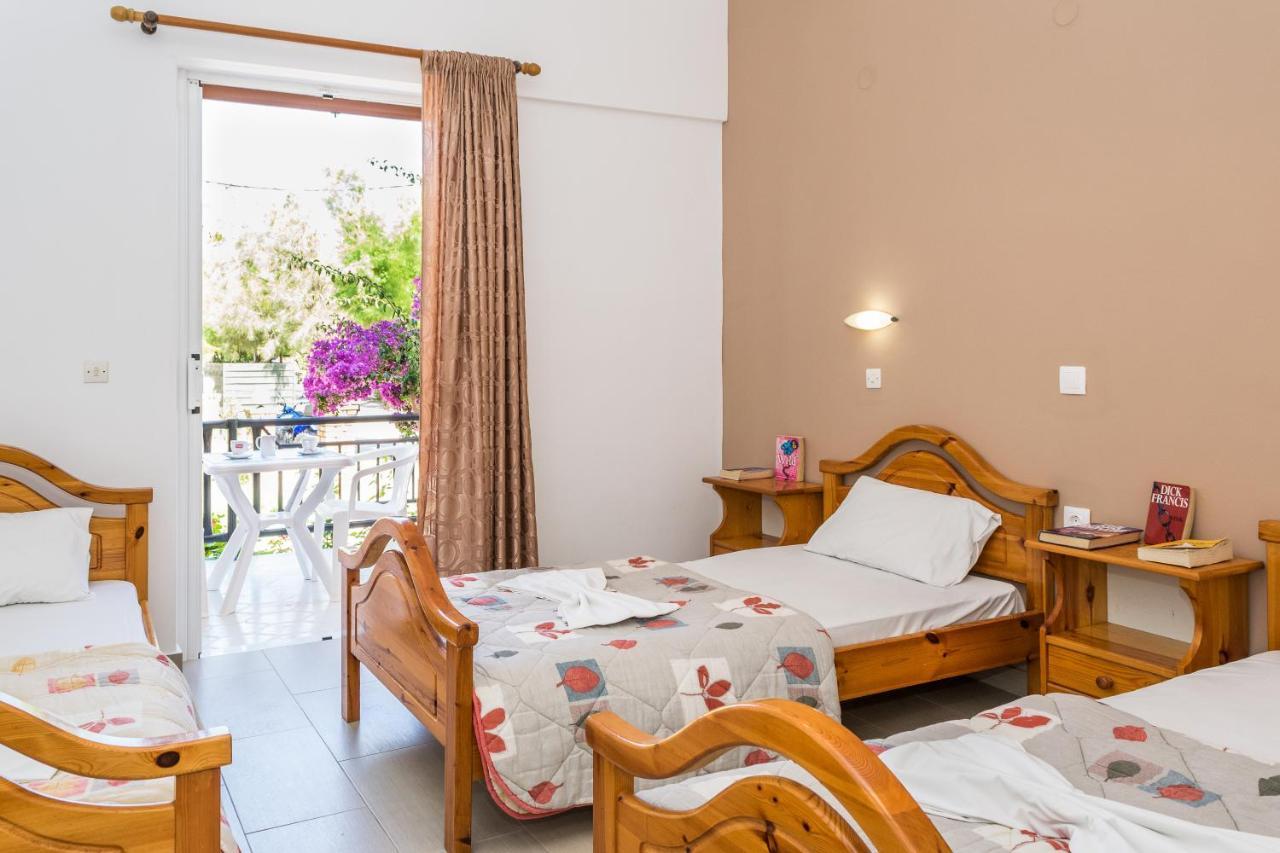 Costas Hotel Каламакион Экстерьер фото